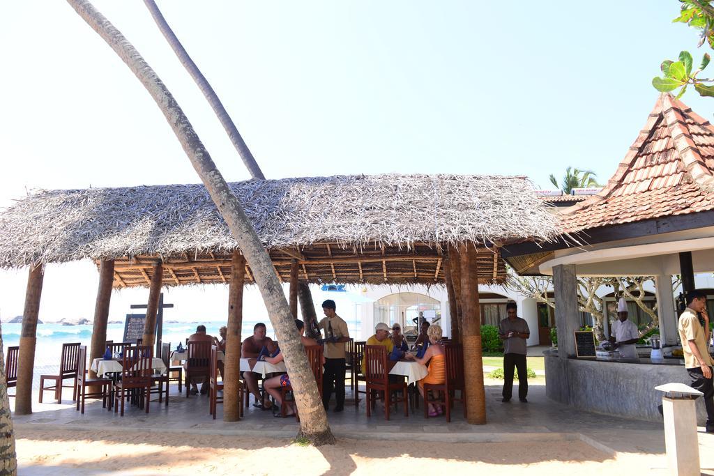 Hotel Lanka Super Corals Хіккадува Екстер'єр фото