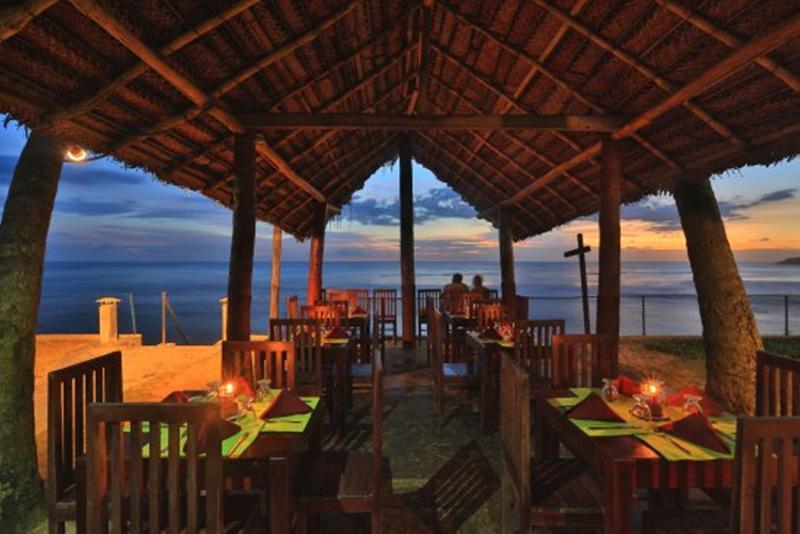 Hotel Lanka Super Corals Хіккадува Екстер'єр фото